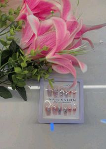 Press-On Nail Set