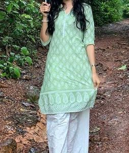 KURTA
