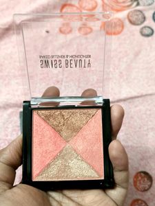 Baked Blusher &amp; Highlighter