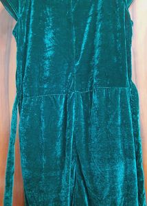 Soft Velvet Jumpsuits 💓 Light Weight