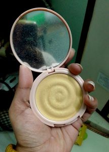 Myglamm K-Play Highlighter