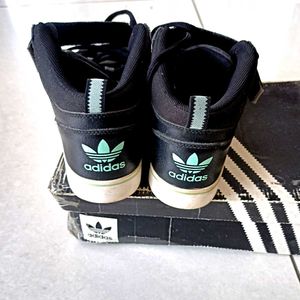 ADIDAS ORIGINALS MID SHOES