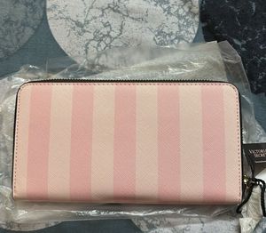 Victoria&#39;s Secret Wallet