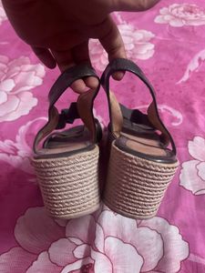 Stylish Grey Flats