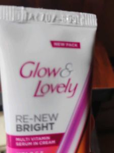 Glow &amp; Lovely Re-New Bright Cream