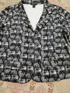 Chic Patterned Blazer