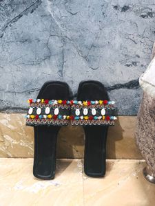 Must-Have Slides Alert: The Festival-Ready FlatDes