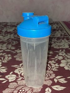Plastic Gym Shaker bottle