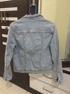 Denim Jacket - Stylish &amp; Versatile by Kraus