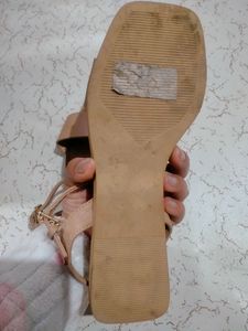 Flats Forever 21
