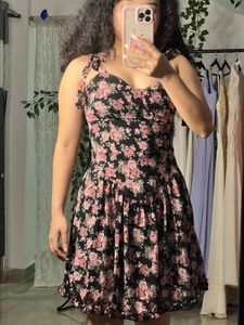 Floral Mini Dress (paded)