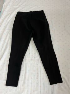 Black Stretchable Jeggings