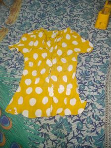 Combo Of 2 Summer Tops And 1 Jeans