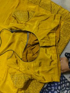 Elegant Yellow Saree with Blouse