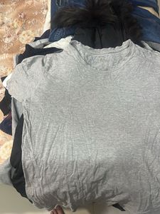 Gray T-Shirt - Casual Staple Arrow Brand