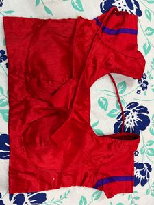 Saree With Padded Blouse