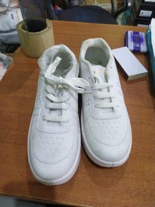 Men White Sport casual Shoes