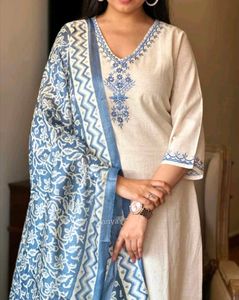 Embroidered Kurta Set