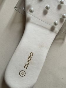 White Pearl Transperent Flats