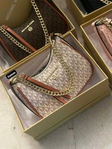Michael kors U Hobo JetSet Charm Bag