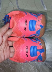 YONEX BADMINTON SHOES