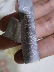 Floral Ruffle Cold Shoulder Top