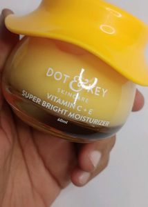 Dot &amp; Key Super Bright Moisturizer