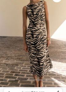 H&amp;m Zebra Print Midi Dress