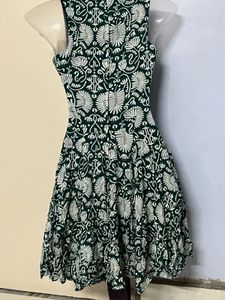H&amp;M Branded Green Floral Fit &amp; Flare Dress