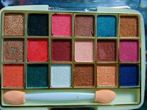 Eyeshadow Palette Fresh Piece