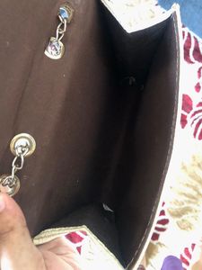 White Sling Bag With Adjustable Chain
