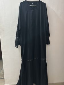 Dubai Abaya