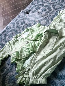 Cute mint green layered top