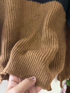 Two-Tone Knit Pullover