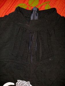 Women&#39;s Turtle Neck Black Party Wear Top