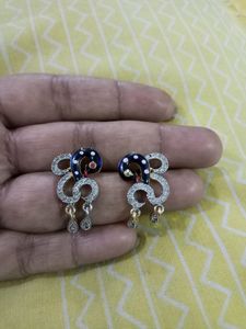 Ad Pendant Set