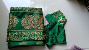 Beautiful Green Saree 🎀