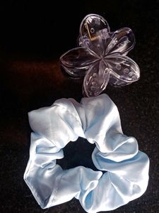 Blue Floral Hair scrunchy and flower cluture