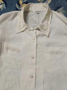 ELEGANT WHITE SHIRT