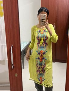 Embroidered Green Kurta