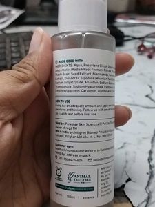 Plum Cica &amp; Hya-Betaine Vegan Mucin Essence