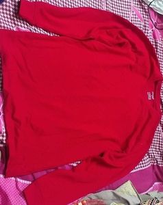 Red Full T- Shirt of L Size
