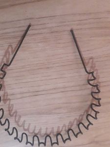 Black Metal Hair Comb