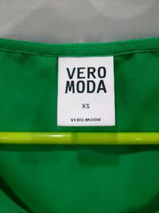 Branded(VEROMODA)Green Tank Top