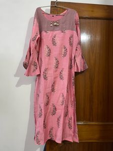 Two piece set including beautiful kurta and palazz