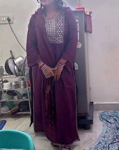 Elegant Embroidered Naira Cut Suit