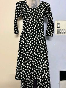 Stylish Black &amp; White Kurta Set