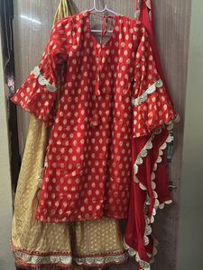 Lehenga shirt, Dupatta