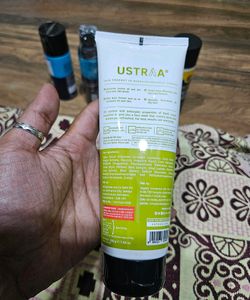 Ustraa Face Wash