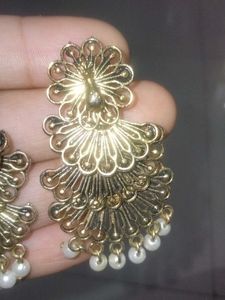 It A Peacock Styled Golden Earrings